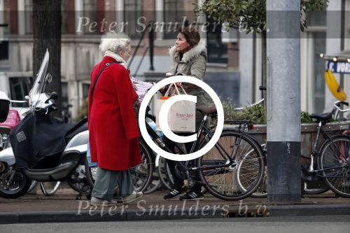 Amsterdam 19 december 2017
Astrid Joosten doet kerst inkopen.