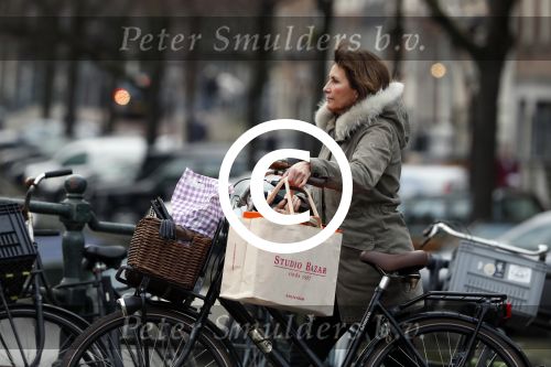 Amsterdam 19 december 2017
Astrid Joosten doet kerst inkopen.