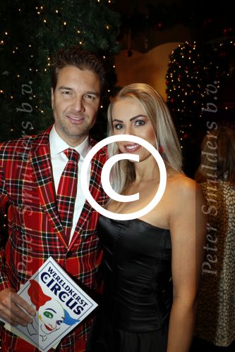 Amsterdam 21 december 2017
Premiere kerstcircus in Carre. Bas Muijs met vrouw