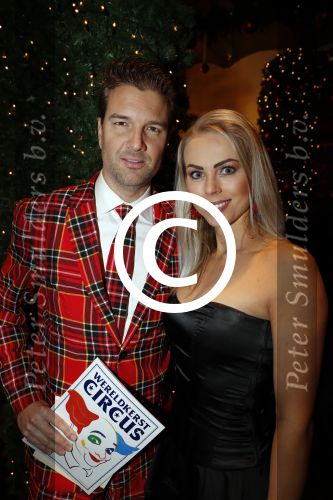 Amsterdam 21 december 2017
Premiere kerstcircus in Carre. Bas Muijs met vrouw