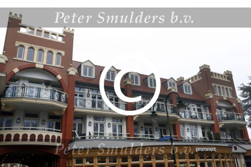 Laren 20 december 2017
De familie Blokker heeft het penthouse/appartement van de familie de Mol gekocht.
