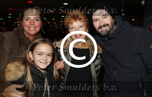 Amsterdam 24 december 2017
RTL kerst show in het ziggo dome. Brian Schutz met gezin