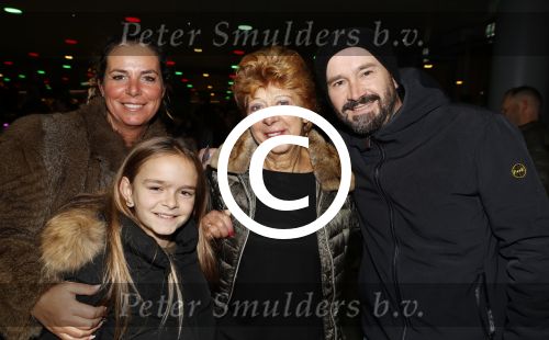 Amsterdam 24 december 2017
RTL kerst show in het ziggo dome. Brian Schutz met gezin