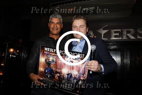 Amsterdam 14 december 2017
DVD presentatie Wesly Bronkhorst bij Players in Amsterdam. Frank Rijkaard