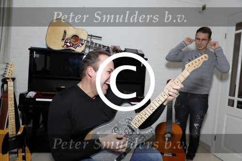 Fijnaart 27 december 2017 
Frans Mariska Christiaan Frans Jan en Lucas Bauer thuis.