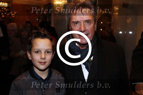 Amsterdam 21 december 2017
Premiere kerstcircus in Carre. Henny Vrienten met zoon