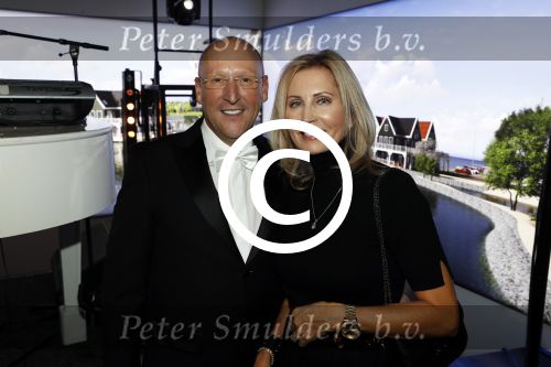 Amsterdam 7 december 2017
Luxury fair in de RAI. Hr Vos met zoons en vrouw ( Europarken)