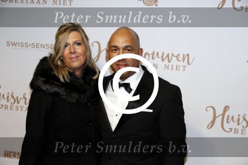 Amsterdam 18 december 2017
Premiere huisvrouwen bestaan niet in Tuschinski.