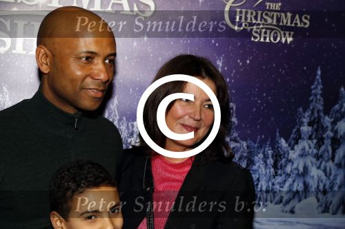 Amsterdam 24 december 2017
RTL kerst show in het ziggo dome. Humberto tan met vrouw en zoon