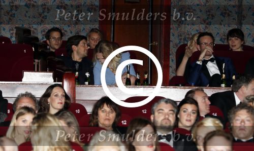 Amsterdam 18 december 2017
Premiere huisvrouwen bestaan niet in Tuschinski. Jelka v Houten verliefd ?