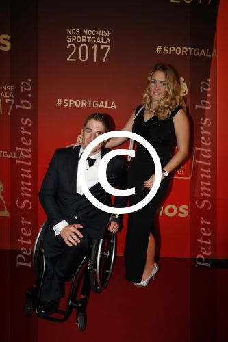 Amsterdam 19 december 2017 
Sportgala in de Rai. Sportman en sportvrouw van het jaar verkiezing. Jetse Plat met partner