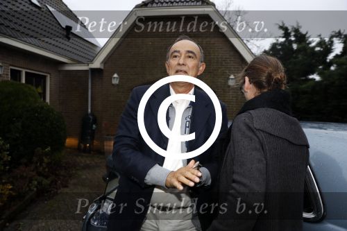 Alkmaar 7 december 2017
Julio Poch komt aan bij zijn huis nadat hij terug gekomen is uit Argentinie