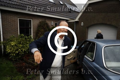 Alkmaar 7 december 2017
Julio Poch komt aan bij zijn huis nadat hij terug gekomen is uit Argentinie