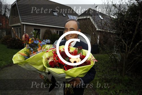 Alkmaar 7 december 2017
Julio Poch komt aan bij zijn huis nadat hij terug gekomen is uit Argentinie