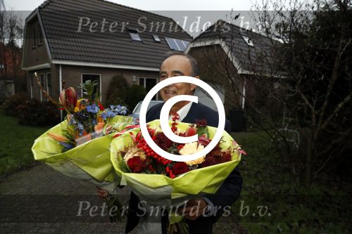 Alkmaar 7 december 2017
Julio Poch komt aan bij zijn huis nadat hij terug gekomen is uit Argentinie
