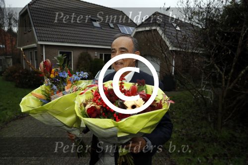Alkmaar 7 december 2017
Julio Poch komt aan bij zijn huis nadat hij terug gekomen is uit Argentinie