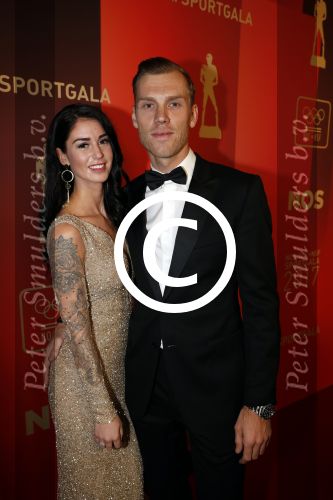 Amsterdam 19 december 2017 
Sportgala in de Rai. Sportman en sportvrouw van het jaar verkiezing. Lars Boom en partner Nike Timmermans
