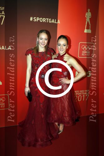 Amsterdam 19 december 2017 
Sportgala in de Rai. Sportman en sportvrouw van het jaar verkiezing. Turnsters Lieke Wevers en zus Sanne kwamen met hun ouders