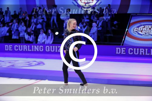 Aalsmeer 20 december 2017
Opnames de curling quiz met Frans Bauer Mark Tuitert Ellen Hoog Brace Sjoerd v Ramshorst Evert ten Napel Levi v Kempen Frank Lammers Sanne en Lieke Wevers. De opnames vinden plaats in de studio in Aalsmeer.