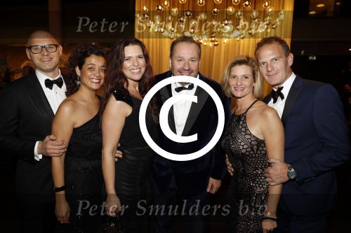 Amsterdam 7 december 2017
Openingsavond luxury fair in de rai.
Marc Brouwers met nieuwe vriendin en vrienden