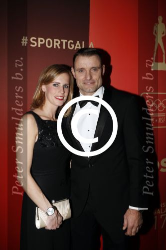 Amsterdam 19 december 2017 
Sportgala in de Rai. Sportman en sportvrouw van het jaar verkiezing. Mark Huizinga en partner Leonie van de Graaf