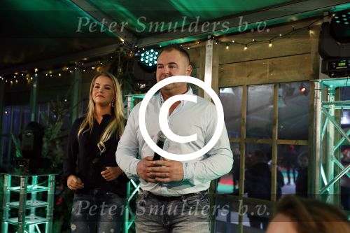 Oss 17decmber 2017
Opnames toppers van Oranje met ivo Franklin. Nelis en Richelle Heesbeen