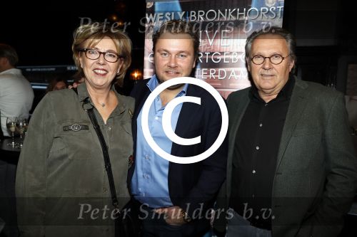 Amsterdam 14 december 2017
DVD presentatie Wesly Bronkhorst bij Players in Amsterdam. Wesly met zijn ouders