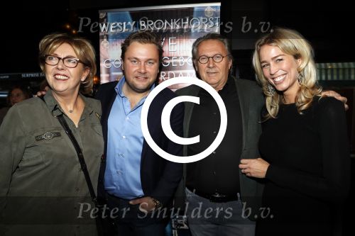 Amsterdam 14 december 2017
DVD presentatie Wesly Bronkhorst bij Players in Amsterdam. Wesly met zijn ouders