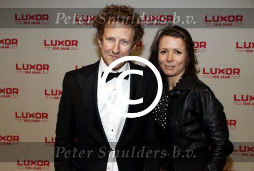 Rotterdam 22 december 2017
100 jaar het oude Luxor in Rotterdam. Pim Muda met vrouw/vriendin