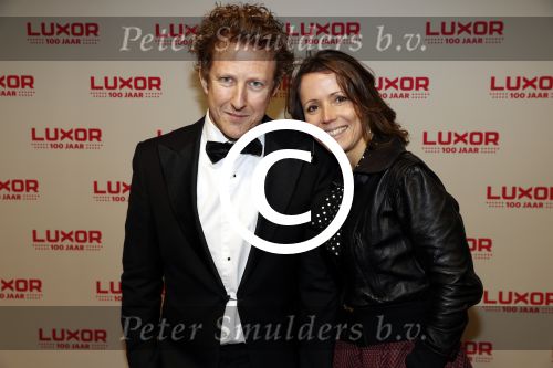 Rotterdam 22 december 2017
100 jaar het oude Luxor in Rotterdam. Pim Muda met vrouw/vriendin