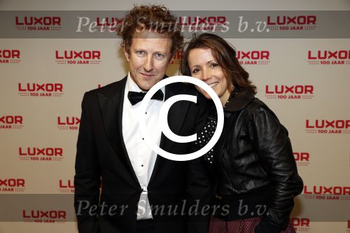 Rotterdam 22 december 2017
100 jaar het oude Luxor in Rotterdam. Pim Muda met vrouw/vriendin