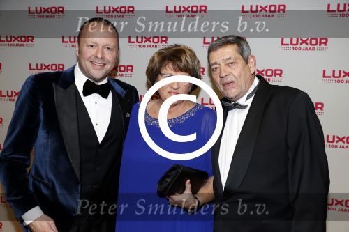 Rotterdam 22 december 2017
100 jaar het oude Luxor in Rotterdam. Richard Groenendijk met ouders