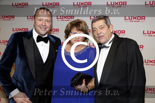 Rotterdam 22 december 2017
100 jaar het oude Luxor in Rotterdam. Richard Groenendijk met ouders