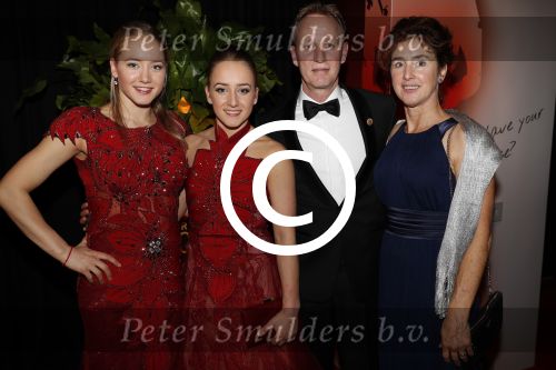 Amsterdam 19 december 2017 
Sportgala in de Rai. Sportman en sportvrouw van het jaar verkiezing. Turnsters Lieke Wevers en zus Sanne kwamen met hun ouders
