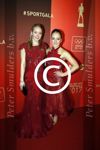 Amsterdam 19 december 2017 
Sportgala in de Rai. Sportman en sportvrouw van het jaar verkiezing. Turnsters Lieke Wevers en zus Sanne kwamen met hun ouders