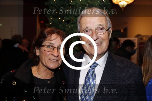 Amsterdam 21 december 2017
Premiere kerstcircus in Carre. Theo Heuft met vrouw