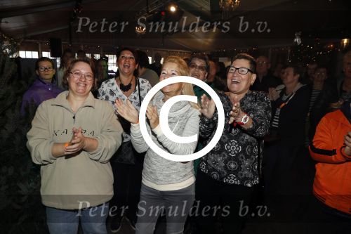 Oss 17decmber 2017
Opnames toppers van Oranje met ivo Franklin.