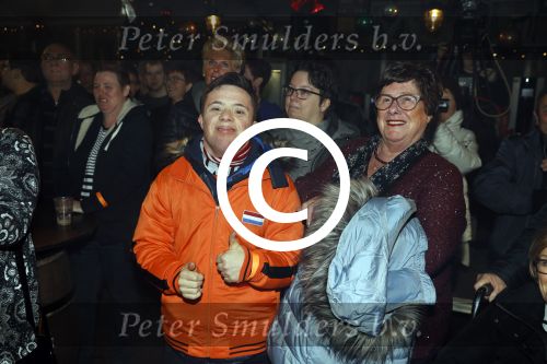 Oss 17decmber 2017
Opnames toppers van Oranje met ivo Franklin.