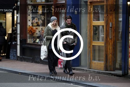 Amsterdam 19 december 2017
Twan Huydts en zijn vrouw op de Utrechtsestraat
