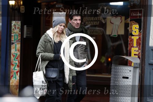Amsterdam 19 december 2017
Twan Huydts en zijn vrouw op de Utrechtsestraat
