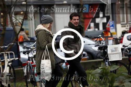 Amsterdam 19 december 2017
Twan Huydts en zijn vrouw op de Utrechtsestraat