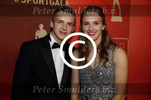 Amsterdam 19 december 2017 
Sportgala in de Rai. Sportman en sportvrouw van het jaar verkiezing. Vivianne Miedema met broer