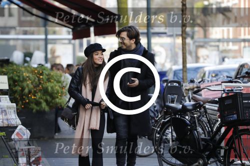 Amsterdam 22 december 2017 
Waylon en zijn nieuwe Bibi Breijman doen boodschappen.