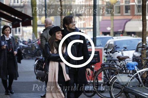Amsterdam 22 december 2017 
Waylon en zijn nieuwe Bibi Breijman doen boodschappen.
