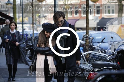 Amsterdam 22 december 2017 
Waylon en zijn nieuwe Bibi Breijman doen boodschappen.