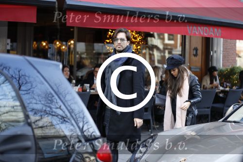 Amsterdam 22 december 2017 
Waylon en zijn nieuwe Bibi Breijman doen boodschappen.