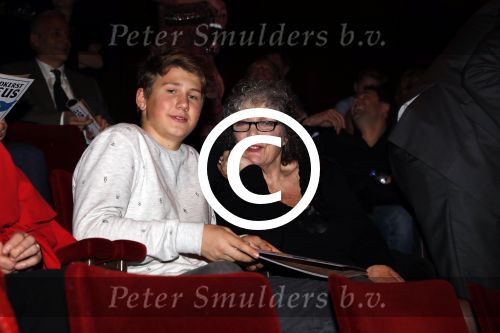 Amsterdam 21 december 2017
Premiere kerstcircus in Carre. Willeke v Ammelrooy met kleinzoon