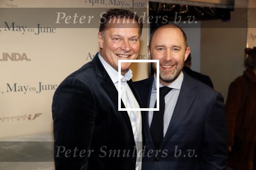 Amsterdam 16 december 2019
Premiere April may June in het deLamar theater met oa in de hoofdrollen Linda de Mol Elise Schaap en Tjitske Reidinga. Albert Verlinde kwam met goede kennis Ramon Mesman