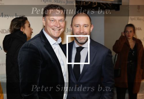 Amsterdam 16 december 2019
Premiere April may June in het deLamar theater met oa in de hoofdrollen Linda de Mol Elise Schaap en Tjitske Reidinga. Albert Verlinde kwam met goede kennis Ramon Mesman