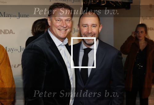 Amsterdam 16 december 2019
Premiere April may June in het deLamar theater met oa in de hoofdrollen Linda de Mol Elise Schaap en Tjitske Reidinga. Albert Verlinde kwam met goede kennis Ramon Mesman